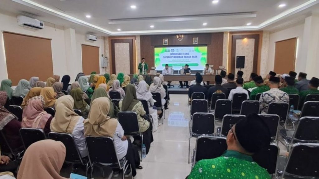 Wujudkan Sekolah Ramah Anak, PERGUNU Bekali Ratusan Pendidik di Jombang